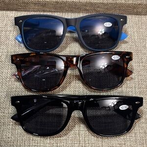 Stylish Sunglasses Set - Blue, Tortoise, Black +2.5
